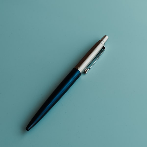 Classic Fountain Pen - Image 1