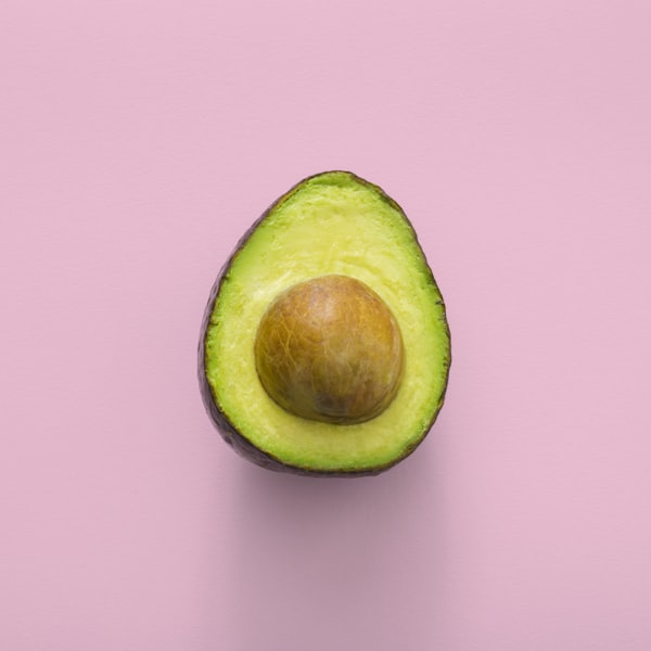 Organic Avocado Box - Image 1